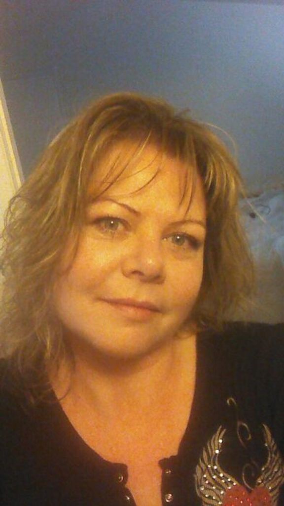 Robyn Englage