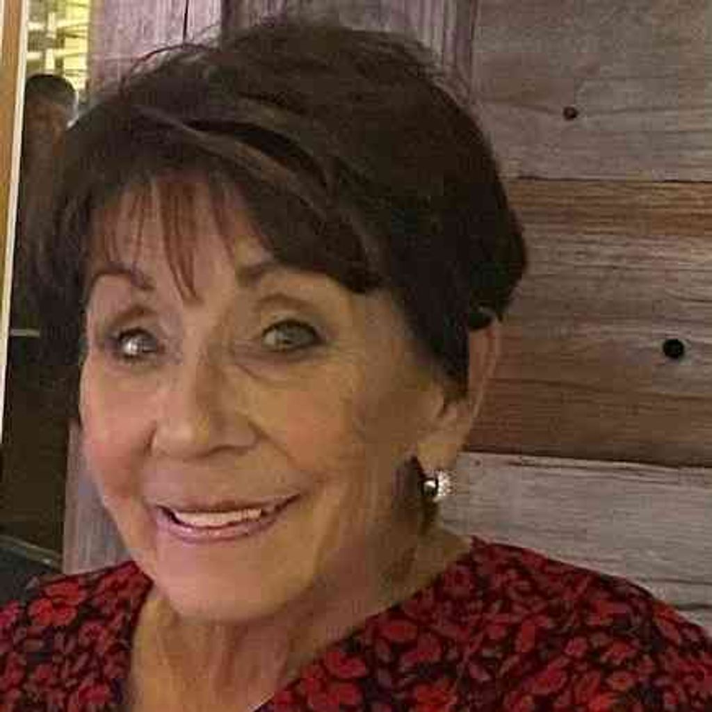 Linda Mainus Profile Photo