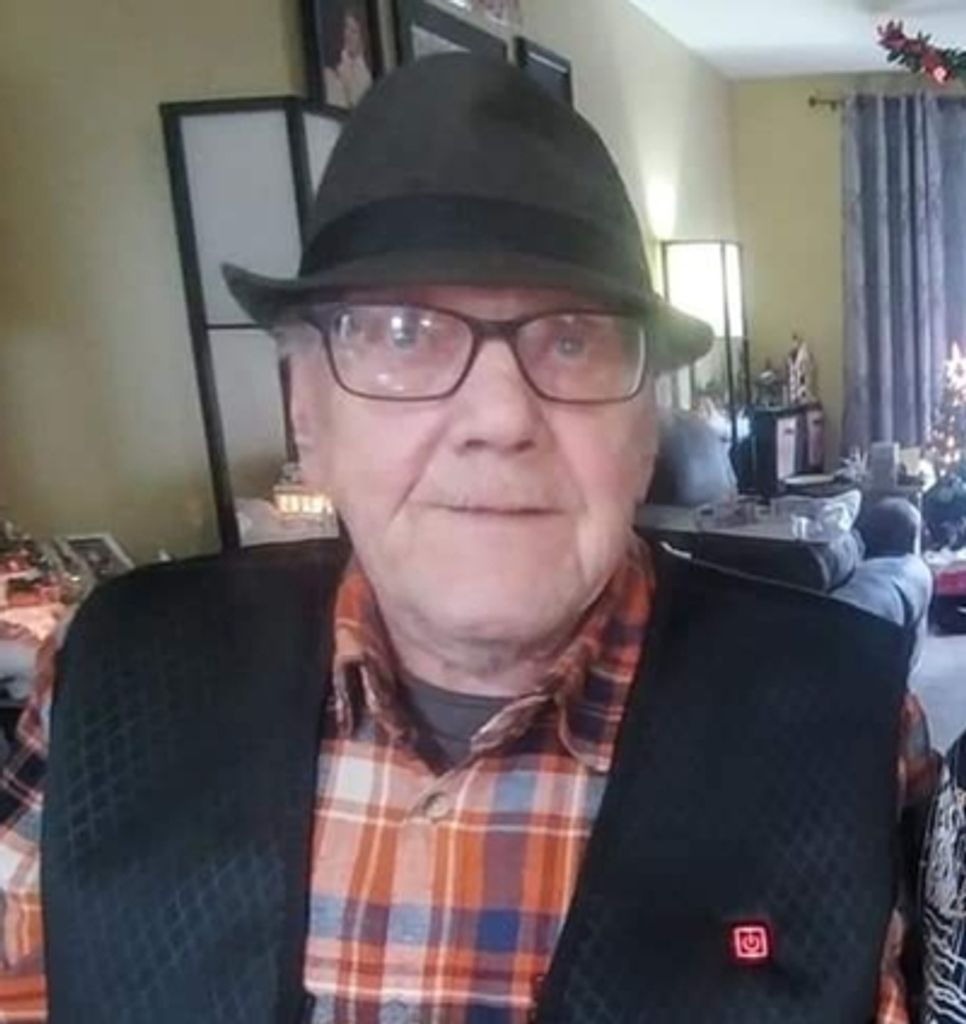 Horwood Howell Profile Photo