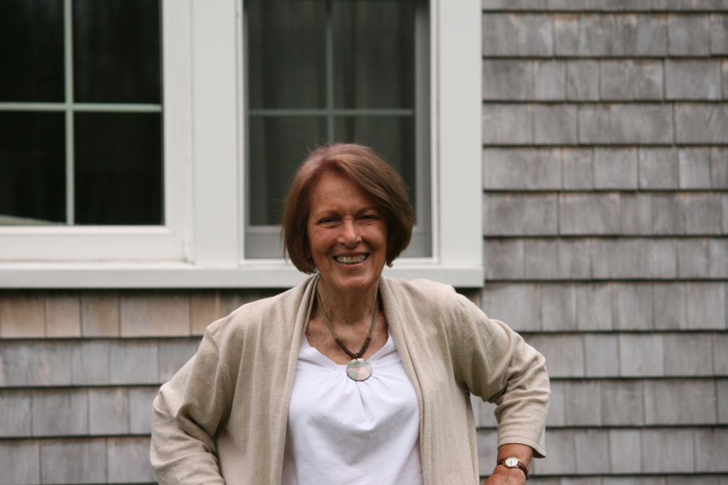 Carolyn Eva (Maxwell)  Contis Profile Photo