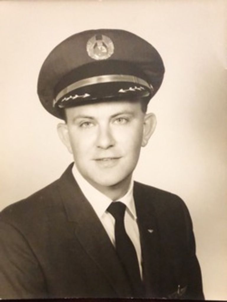 Kenneth Elwood Smith