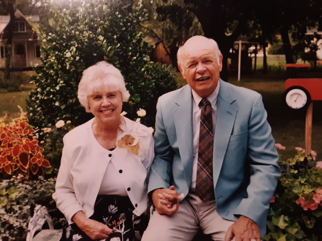 James And Donna (Hoffman)  Yore