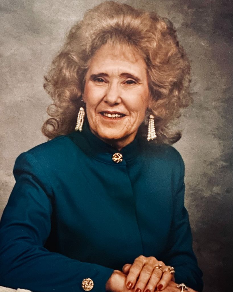 Lila Mae Salazaar Profile Photo