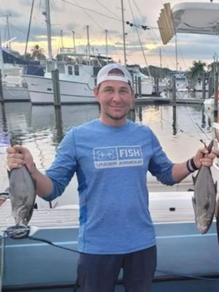 Lessly "Les" Wayne Blackwell