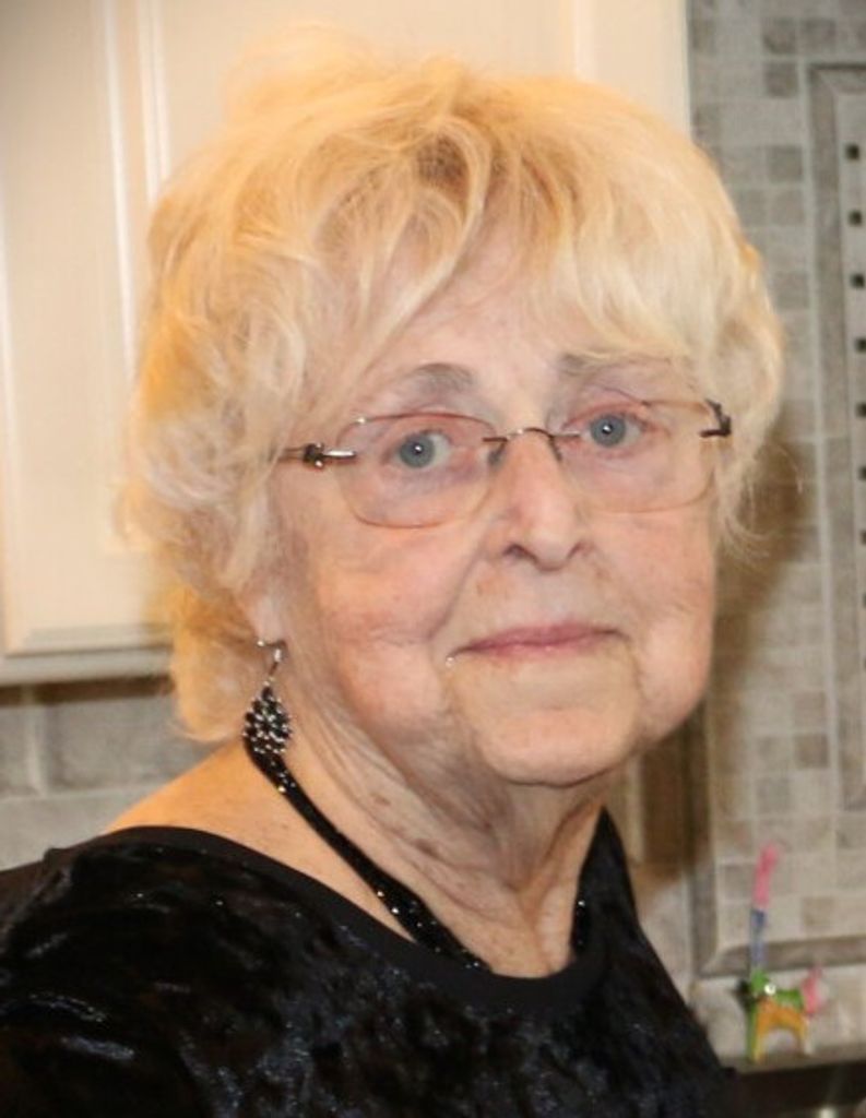 Shirley M (Woitunski)  Beauvais-Riley Profile Photo