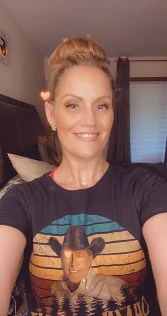 Jolie Lauri Bialke Profile Photo