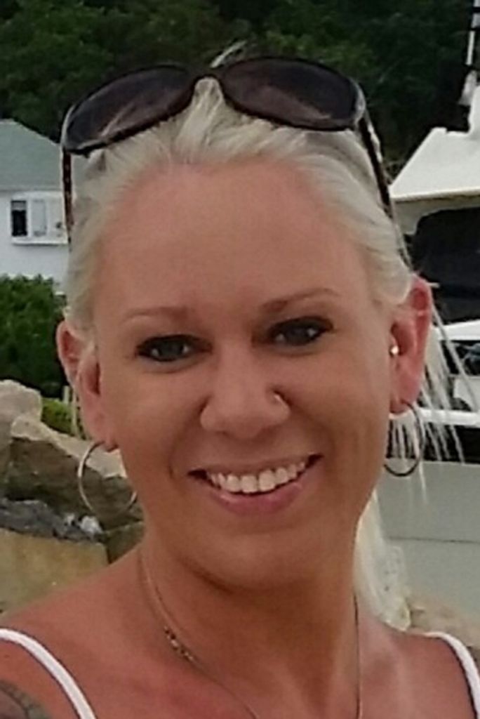 Sarah E. Carlin Profile Photo