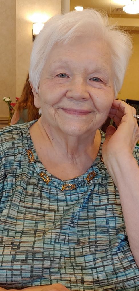 Evelyn Mary Chipps Profile Photo