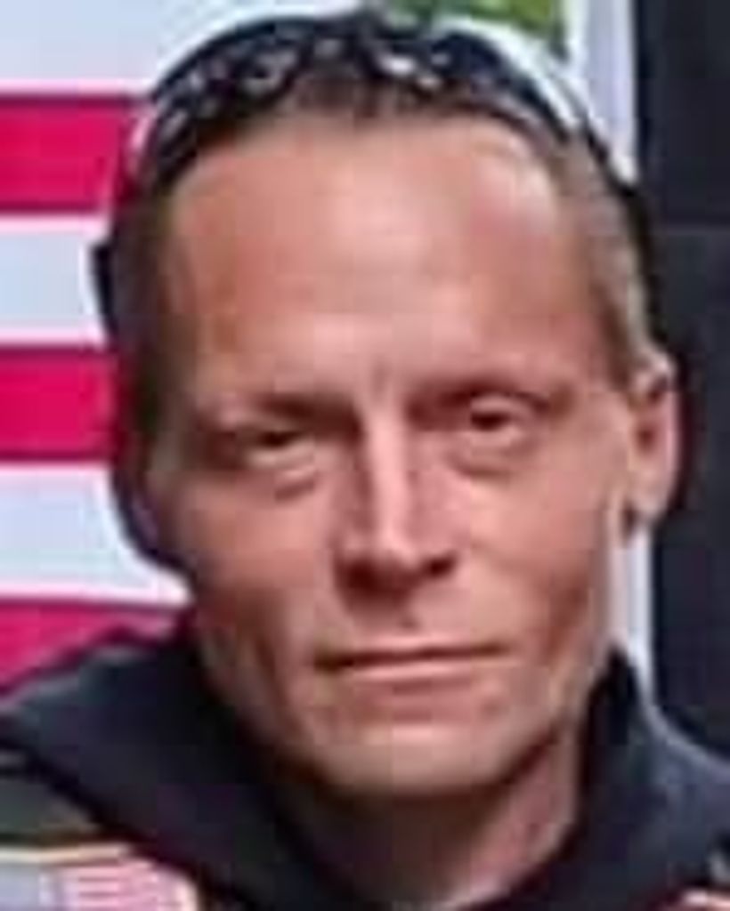 Derek Lee Walbran Profile Photo