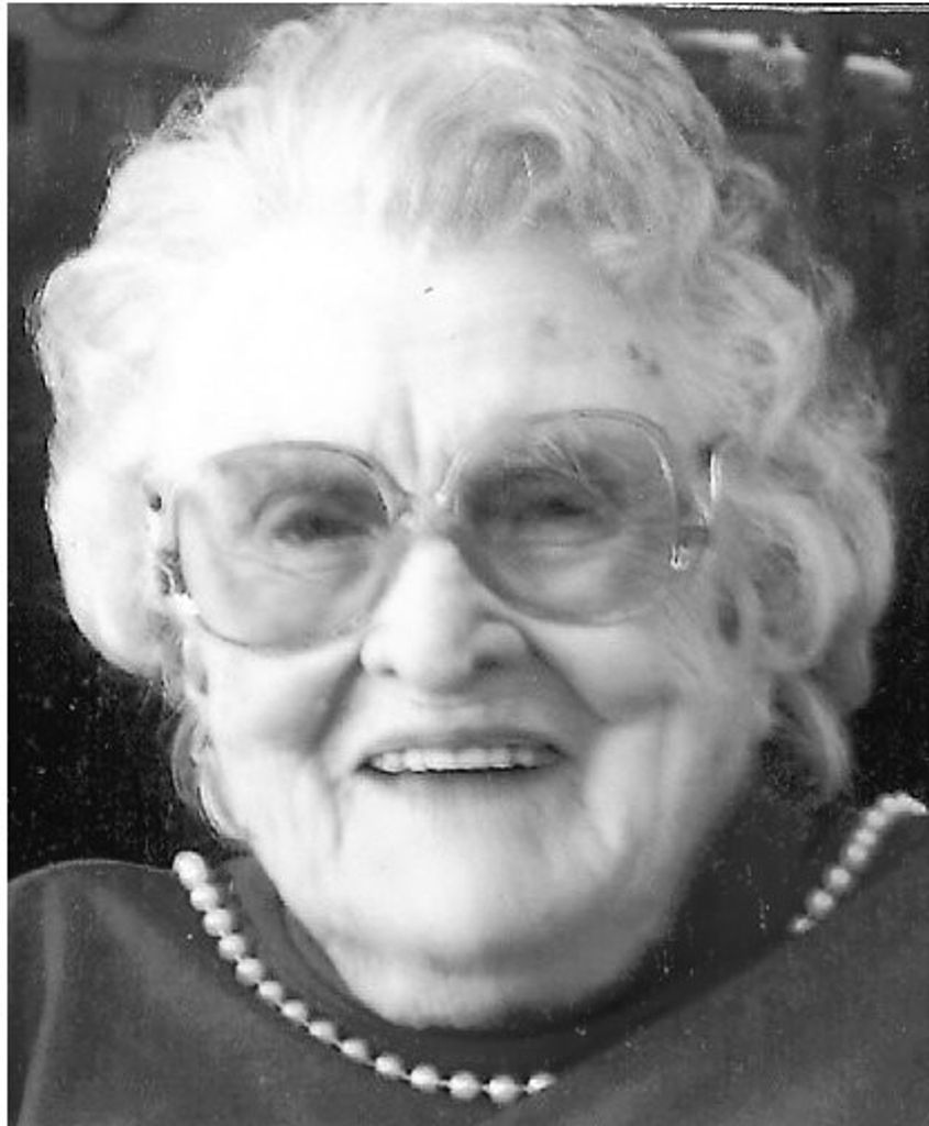 Mary Maechtlen