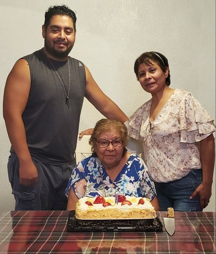 Isidra Alfaro photo gallery thumbnail 35 of 115