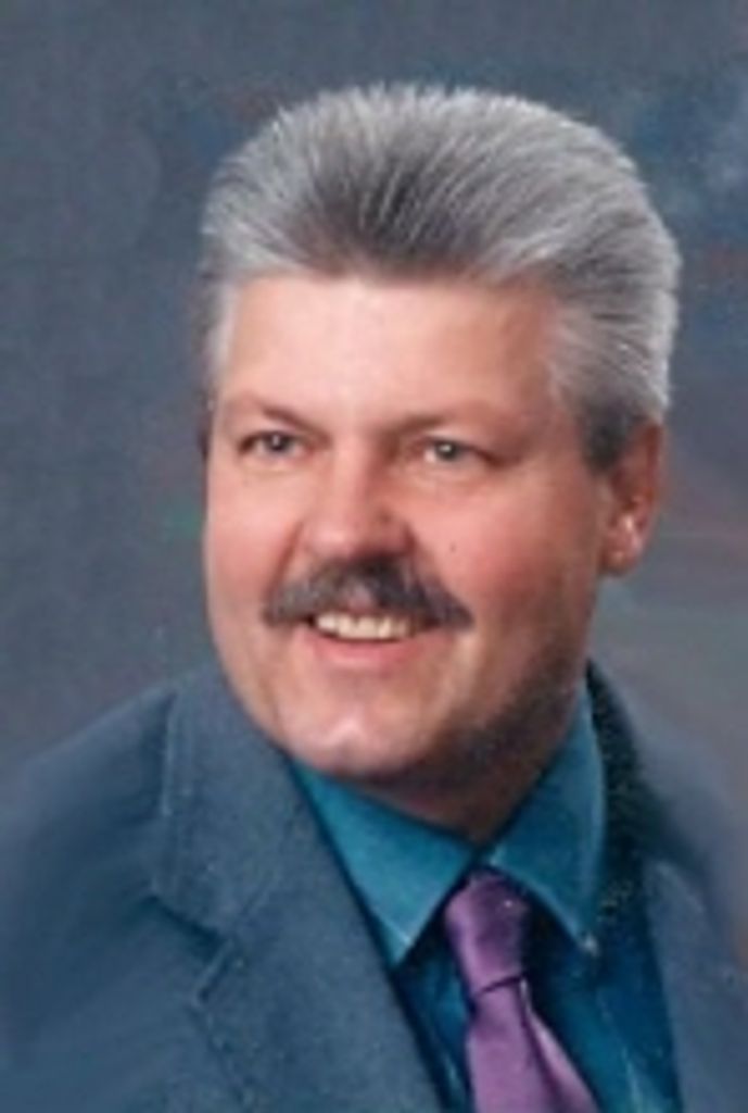 Leland 'Lee' L. Dittberner