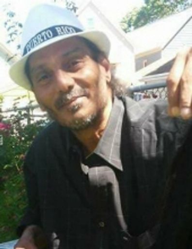Roberto "Robert" Villanueva Profile Photo