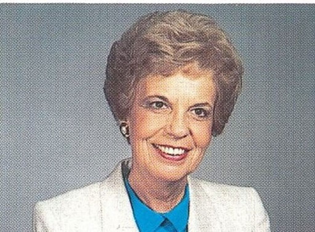 Geneva Dean