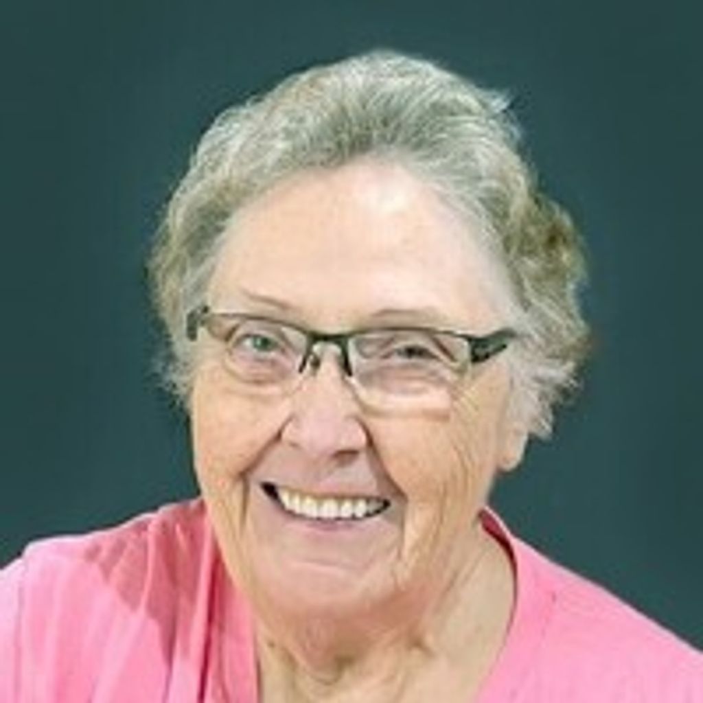 Evelynn "Edie" Edwards