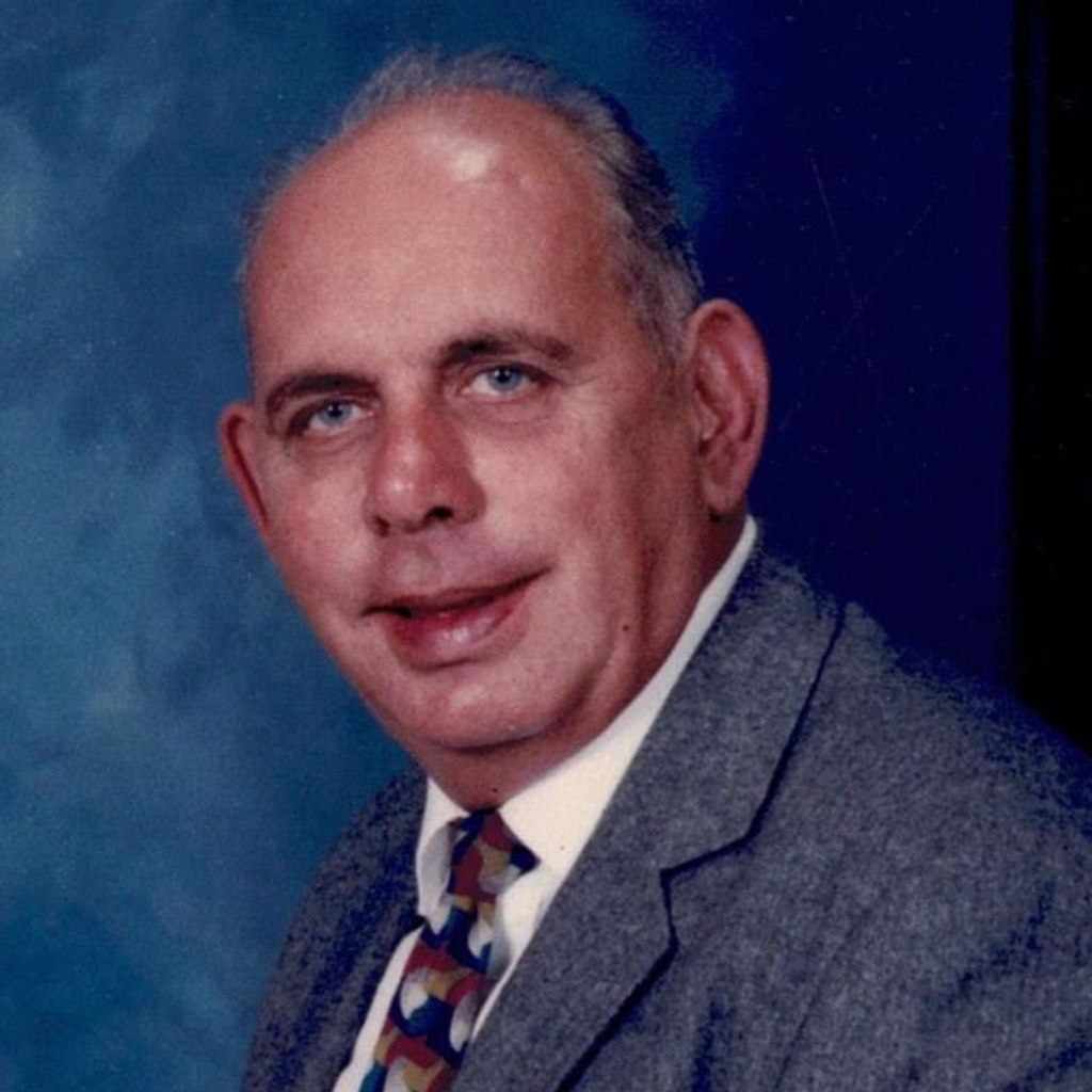 Robert "Bear" Kominkiewicz