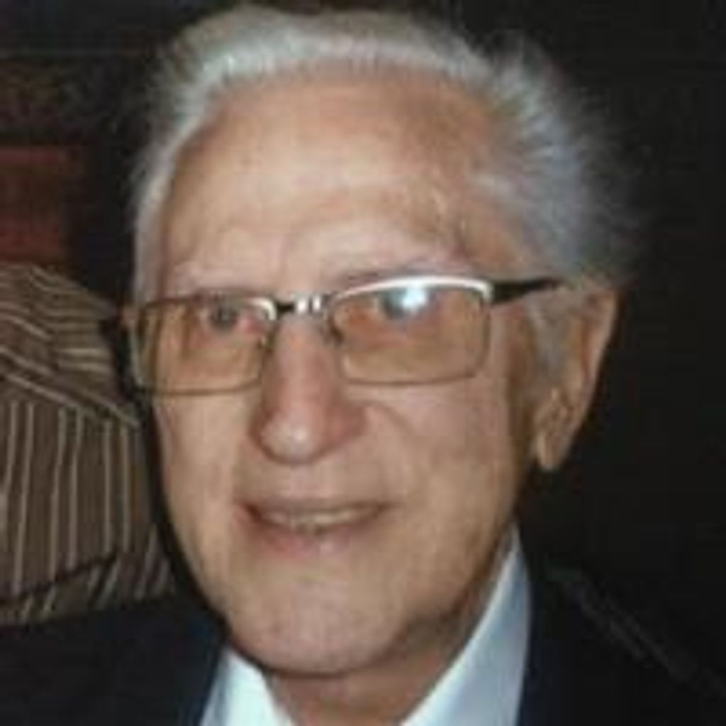 Russell J Krasnesky