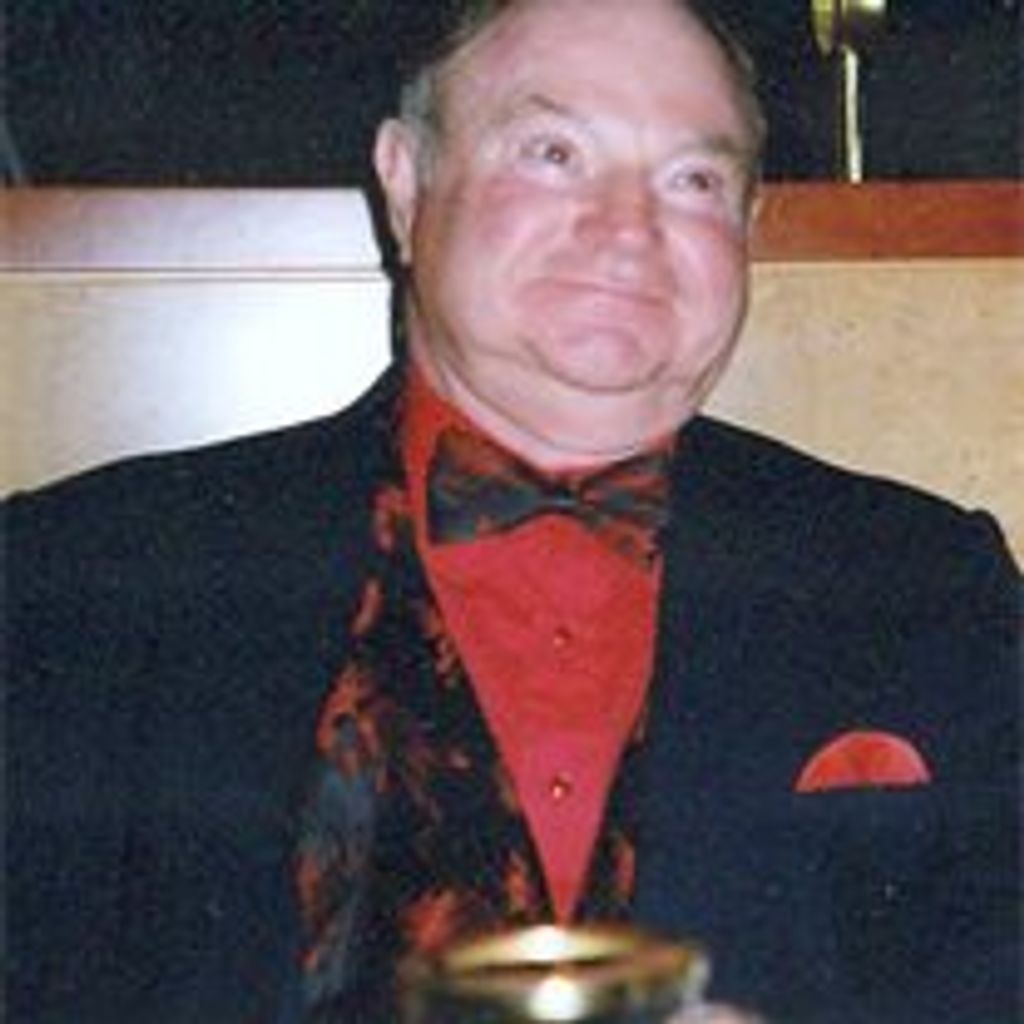 Robert W "Mac" Mcdonough