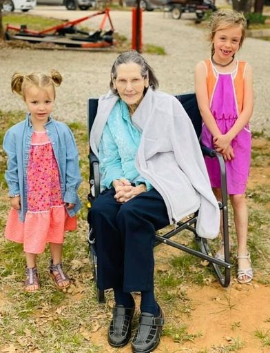 Georgia G Dacus photo gallery thumbnail 302 of 304