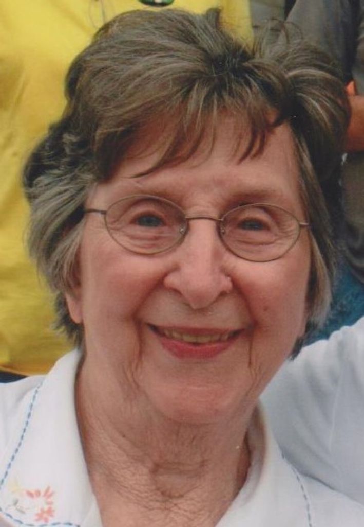 Marion L. (Mcnamee)  Mucha