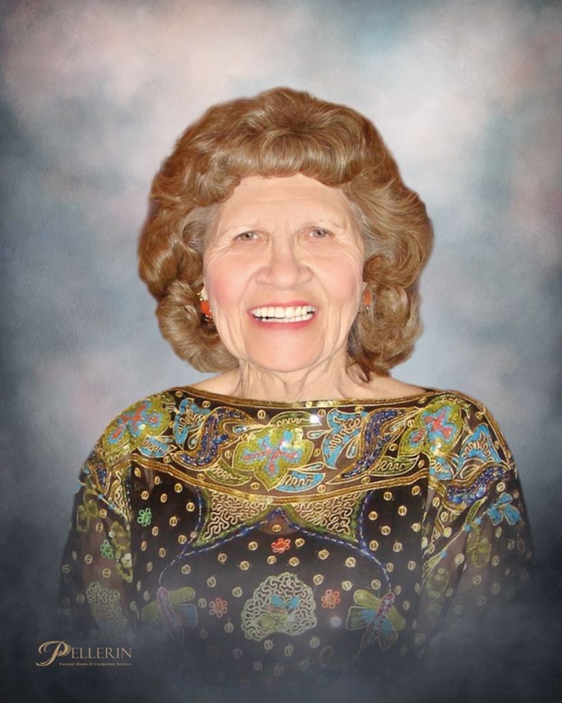 Laura Houeye Profile Photo
