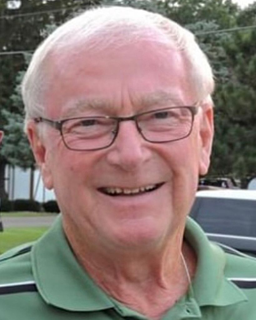 Paul Dennis Maloney Profile Photo
