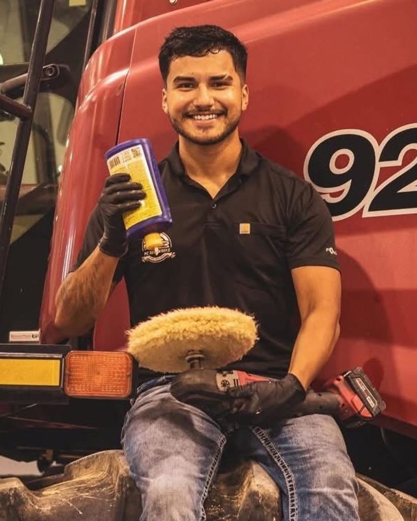Oscar Montero Profile Photo