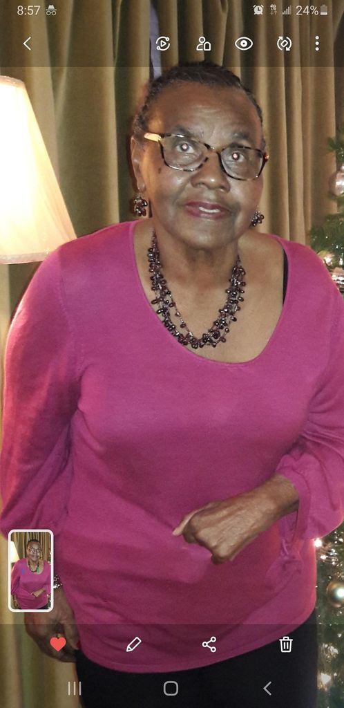 Edith Robinson Profile Photo