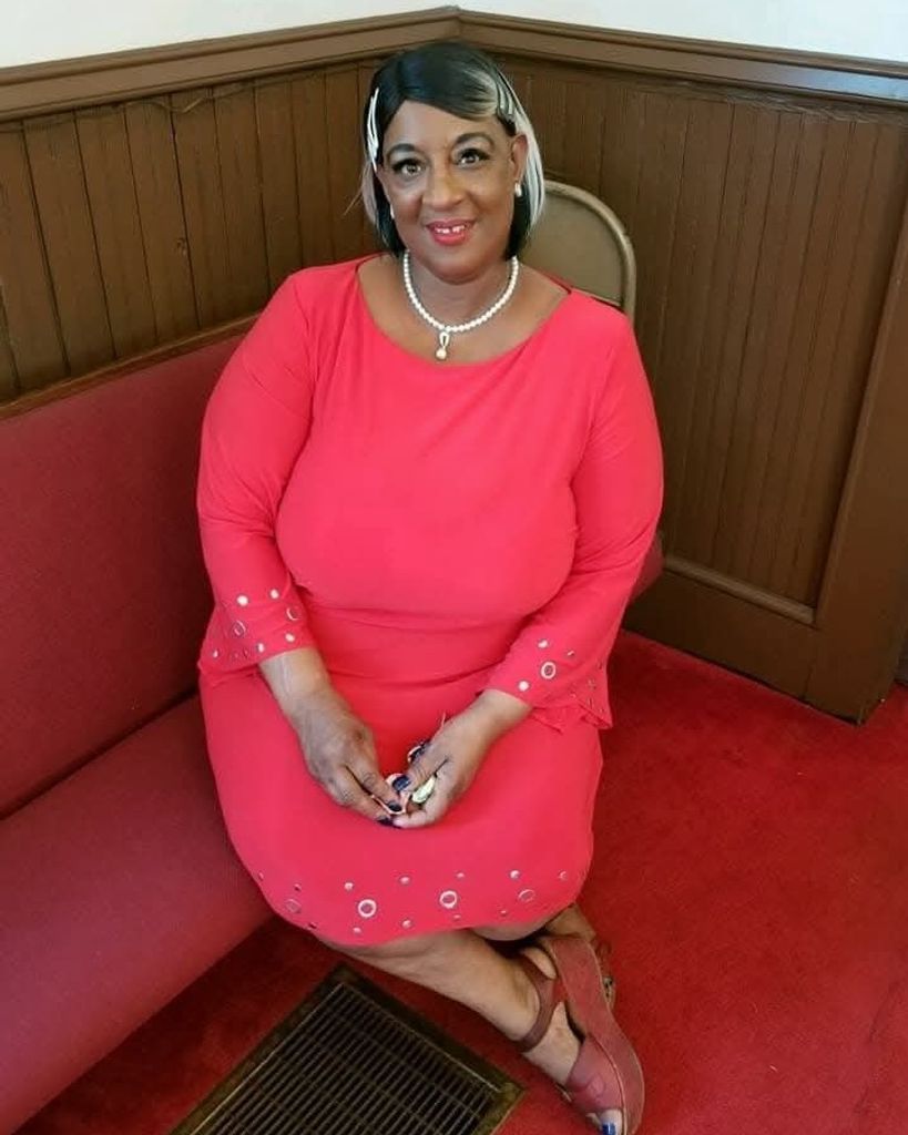 Ms. Minnie Rosalena Owens Profile Photo