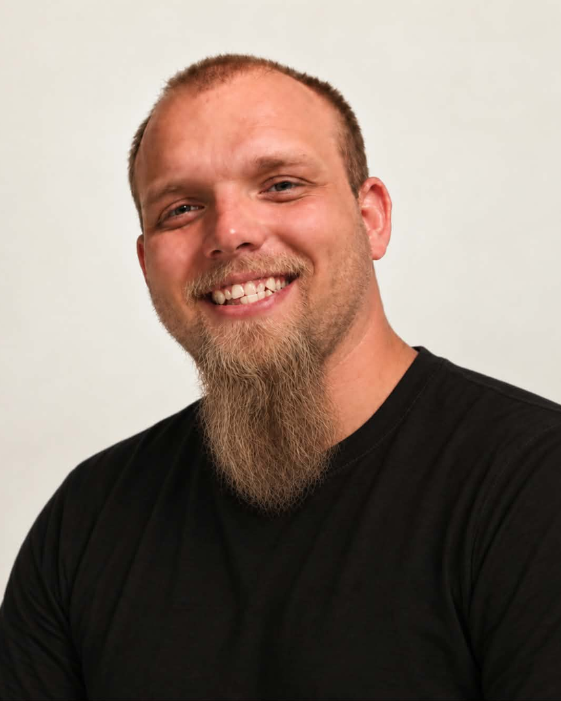 Tyler Shay Burnett Profile Photo