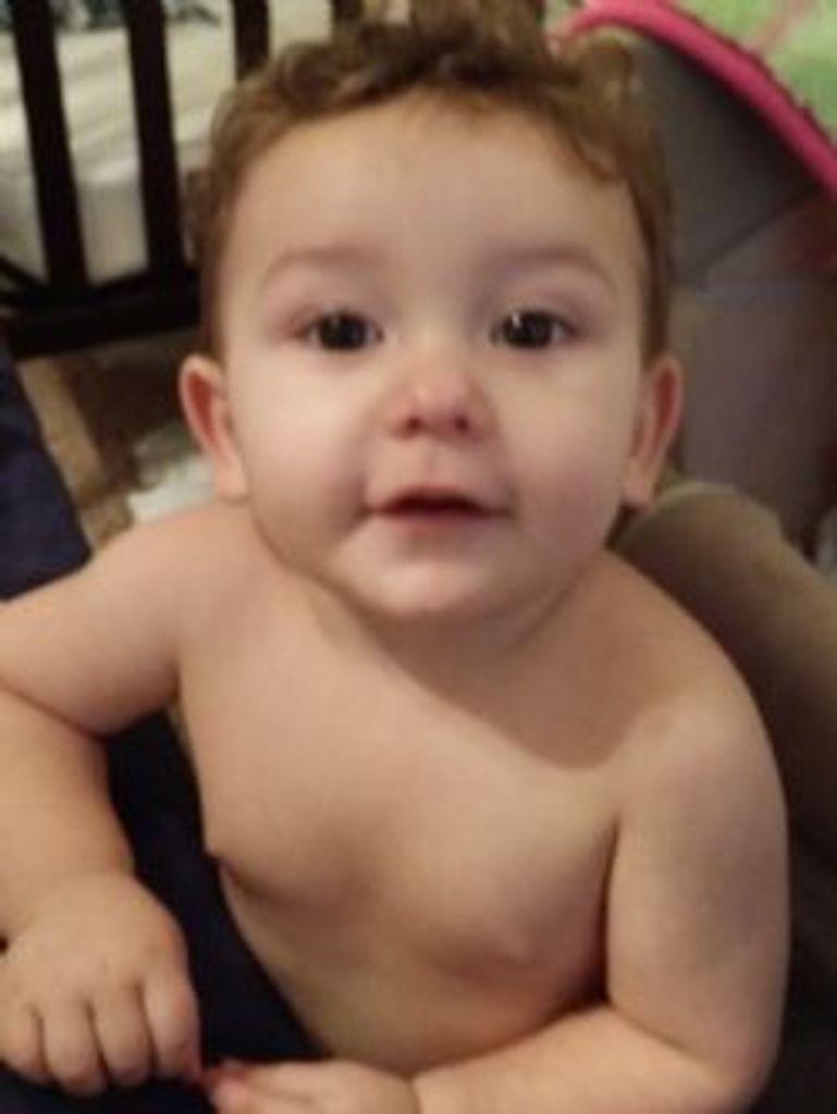Izaak  Gabriel Lomeli