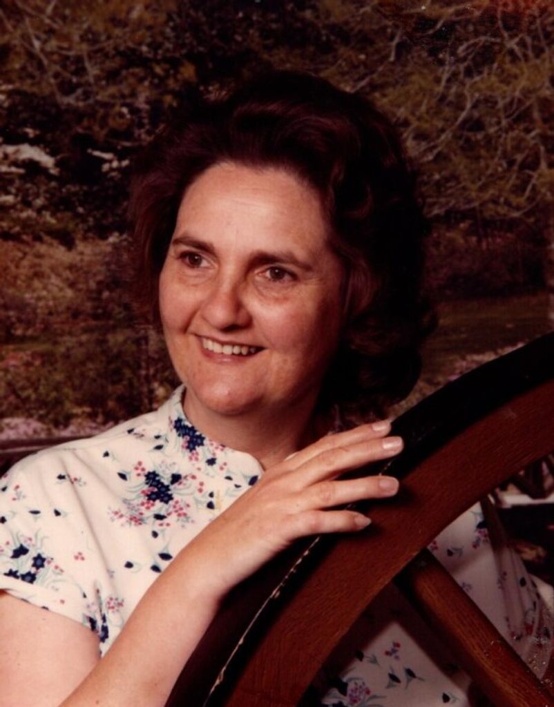 Donna Lee (Spiers)  Hess