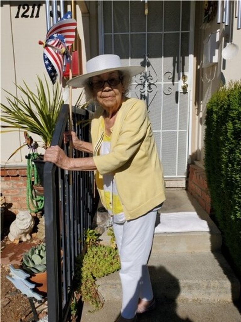 Mary Herrera (Moralez) Profile Photo