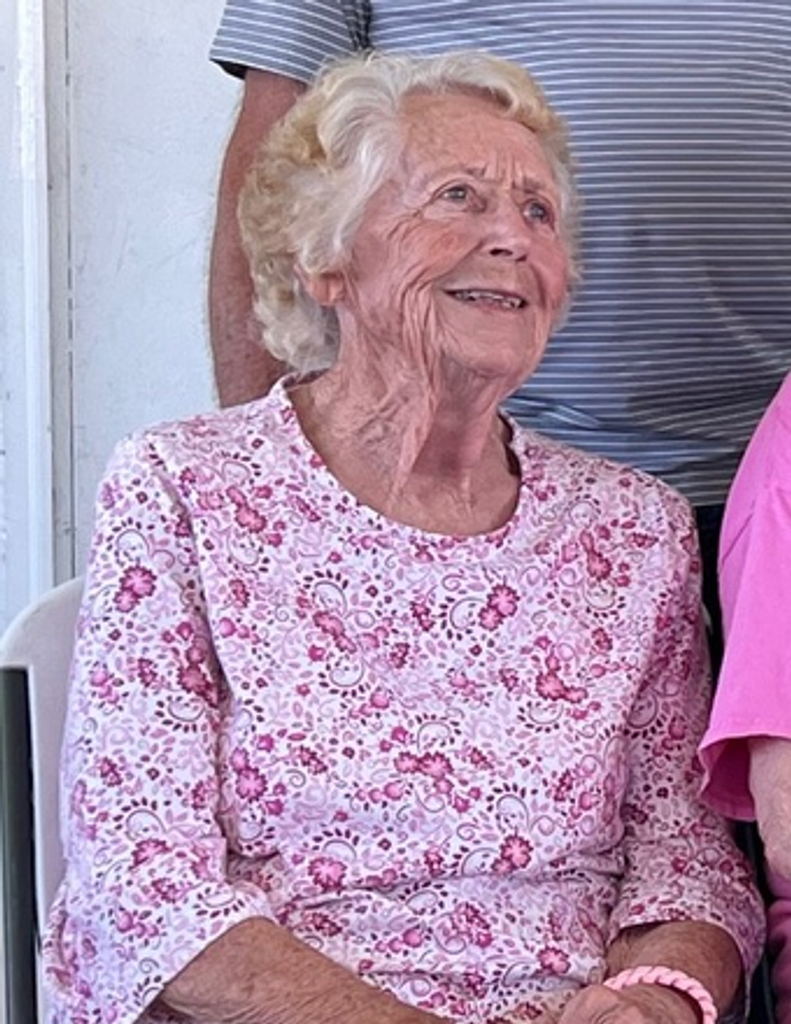 Neccia (Hyde) Booth Profile Photo