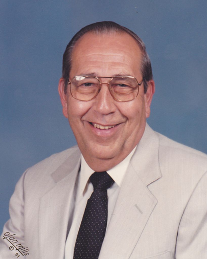 Oscar J. Resline Profile Photo
