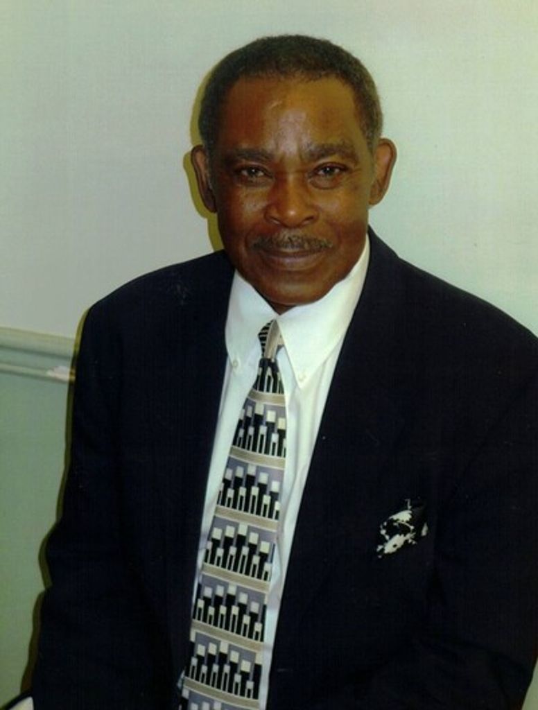Fedmin Eminis Davis Profile Photo