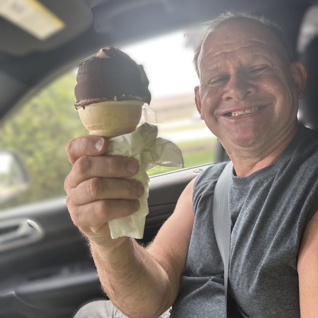 Andrew Smurawa Profile Photo