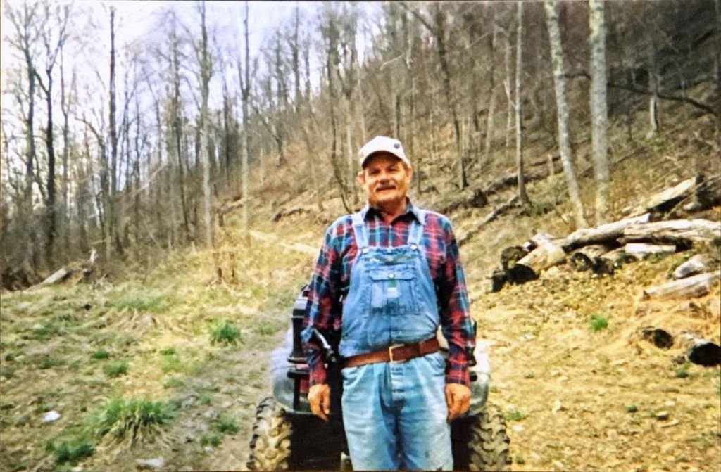 Johnny Lewis Perkins Profile Photo