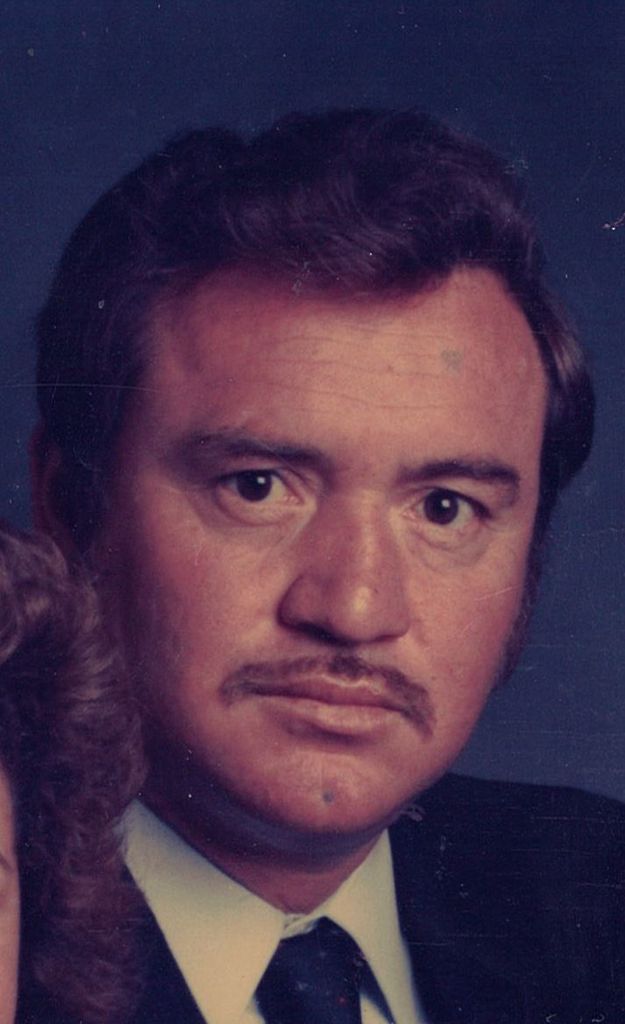 Roel M. Longoria Profile Photo
