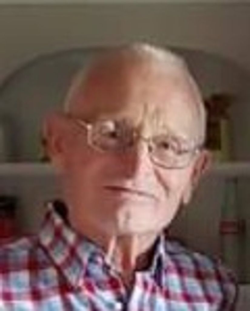 Robert Walter (Bob)  Porter