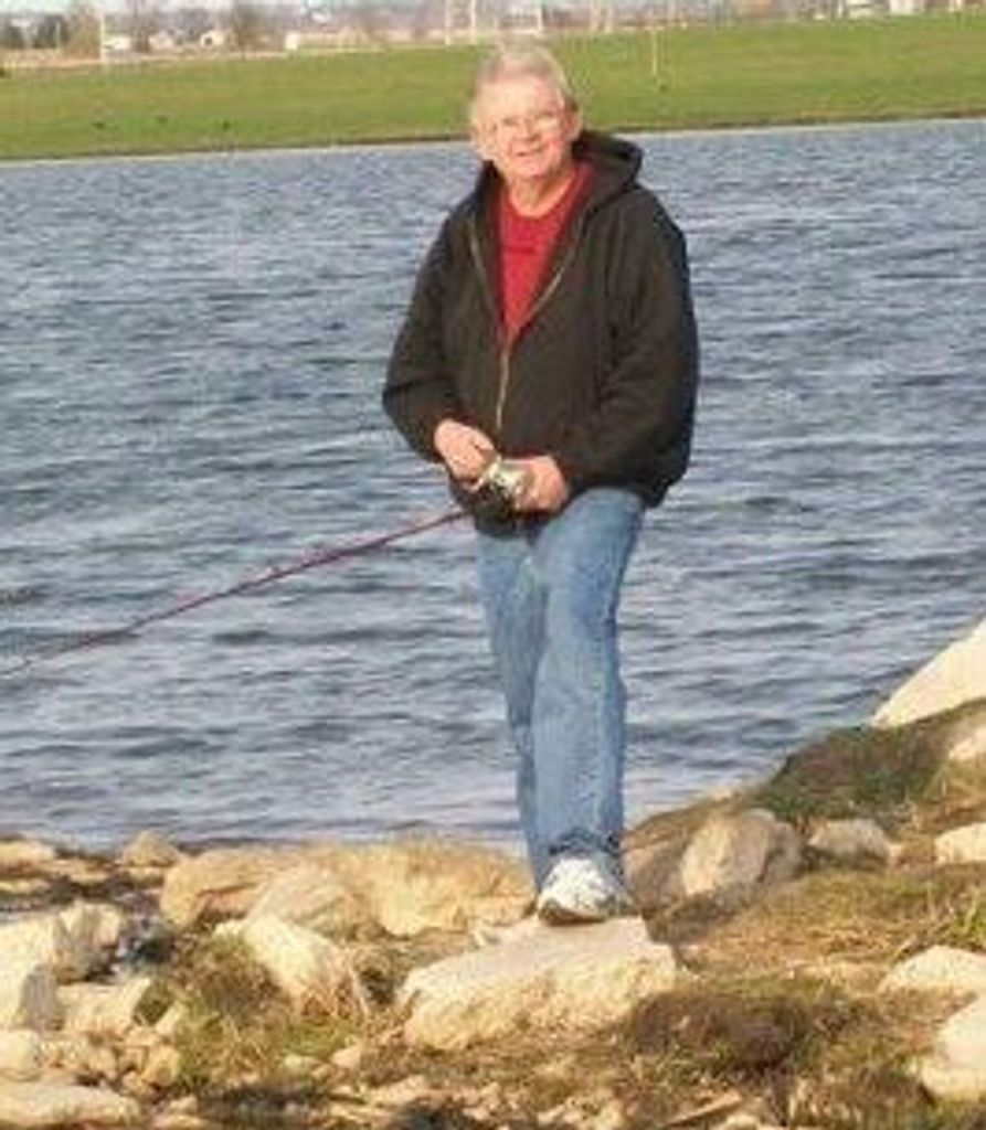 Johnny Magnuson Profile Photo