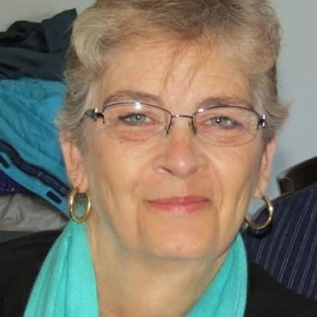 Susan Yvonne Davis Evans