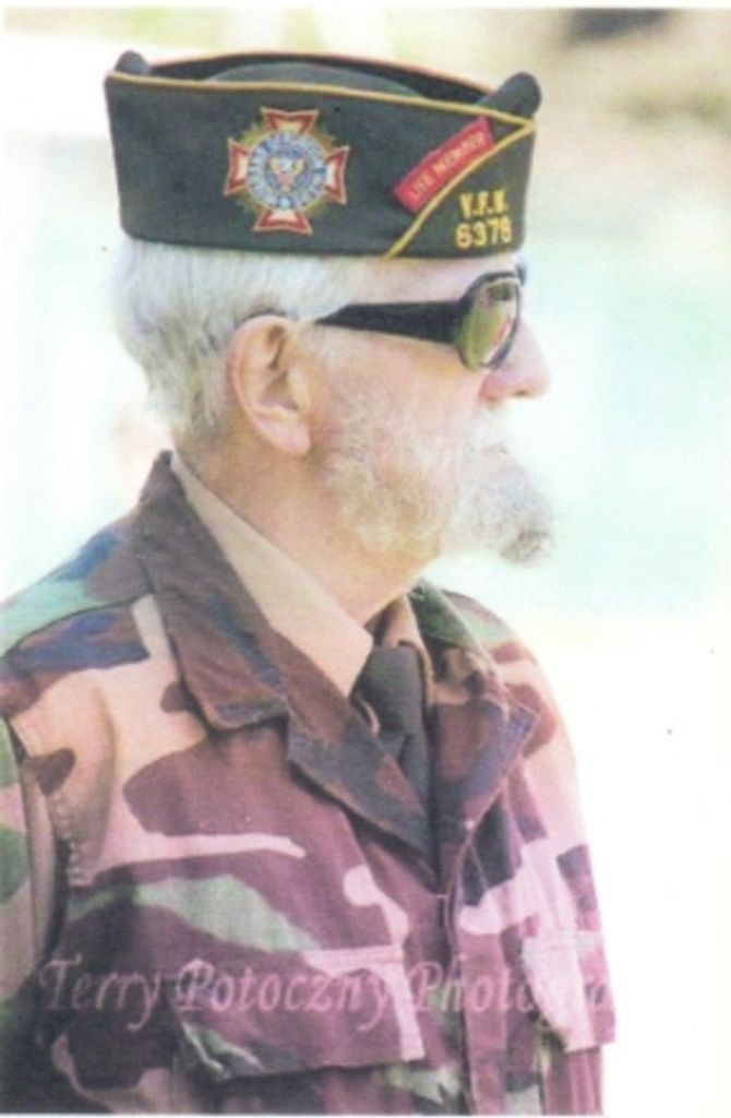 Lowell Francis Buffett Profile Photo