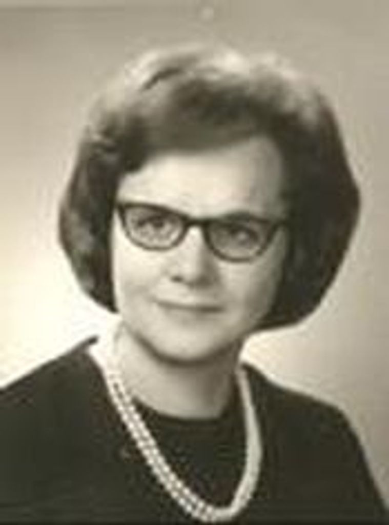 Carol Elizabeth Hennessy