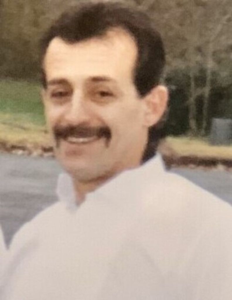 Robert Michael Gavoni Profile Photo