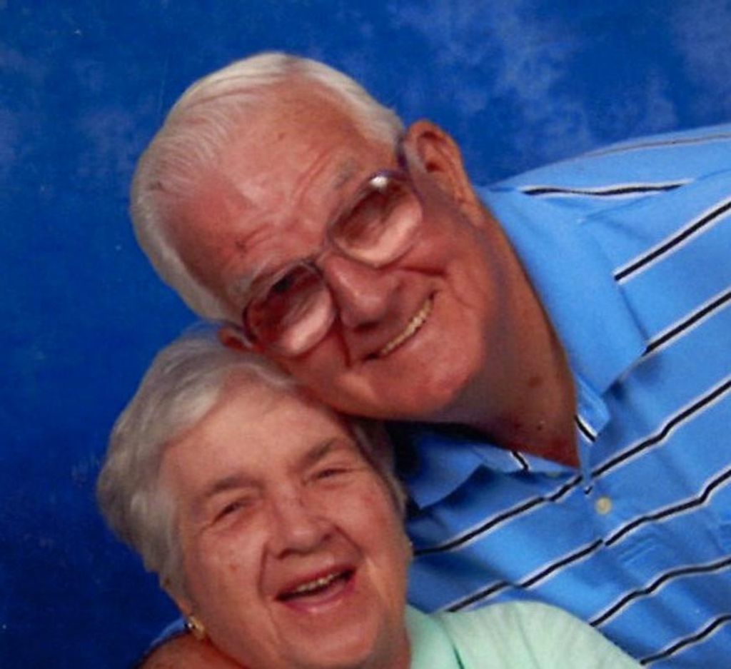 John Oliver Profile Photo