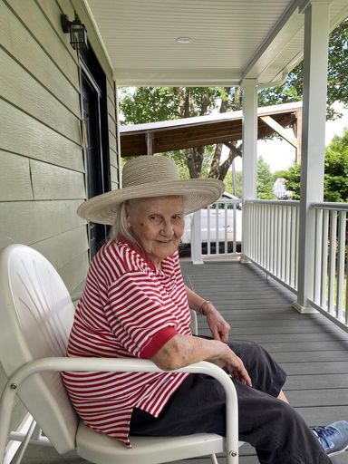 Eloise E. Carpenter photo gallery thumbnail 4 of 12