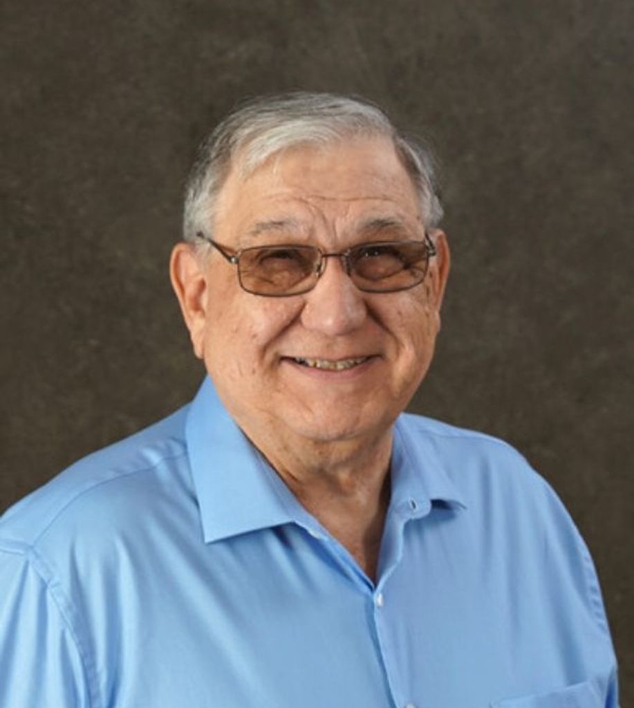 Robert "Bob" Williams