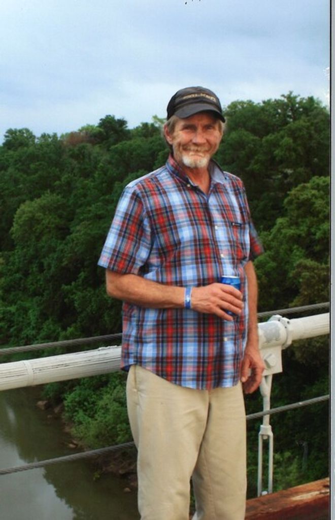 Tommy Wade Profile Photo