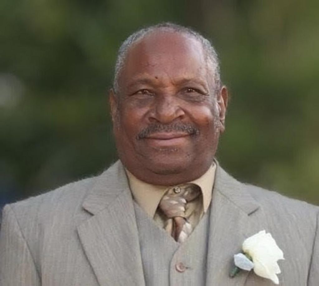 Alwyn Hodge Profile Photo